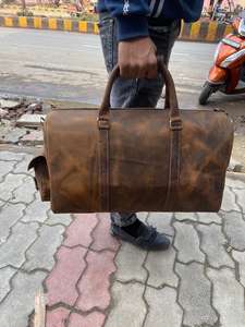 Bolsa de Viaje y Gimnasio de Cuero Hecha a Mano de Primera Calidad con Cierre de Cremallera, Ecológica y Multifuncional para Hombres y Mujeres - Product Image 2