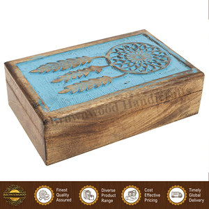 Nouveauté et haute qualité, boîte de rangement et décorative en bois de manguier 100% naturel, sculptée à la main, au design accrocheur, en vente - Product Image 4
