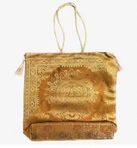 กระเป๋าโท้ทผ้าไหมลายยกดอกสำหรับผู้หญิง ดีไซน์หรูหรา พร้อมพู่ห้อยและซิปปิด- ราคาสุดคุ้มจากผู้ส่งออก - Product Image 5