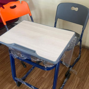 Silla Escolar Giratoria de Plástico Amarillo Resistente, Diseño Moderno SRISHTI, Respaldo Alto, Altura Ajustable, para el Hogar, al Mejor Precio - Product Image 6