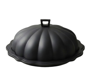 Beurrier en métal noir avec couvercle, design rond hermétique, vaisselle de cuisine minimaliste, préservation de la fraîcheur - Product Image 2