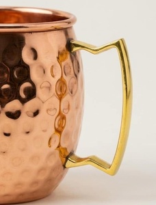 Mug à Moscow Mule classique en acier inoxydable martelé avec poignée, design vintage, écologique, portable, vaisselle pour la maison, capacité personnalisable - Product Image 2