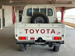 NUEVO Toyota Land Cruiser Serie 79 2025, 0KM, 299HP, 6 Cilindros, 5 Plazas, Transmisión Automática, EN VENTA - Product Image 2