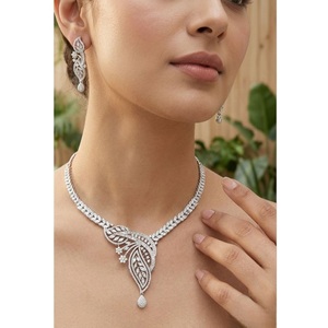 Conjunto de Collar y Aretes de Latón Plateado con Circonitas Cúbicas de Primera Calidad, para Mujer, Moderno, Regalo de Boda, para Fiestas - Product Image 1