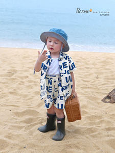 Ensemble de vêtements pour garçons de qualité supérieure, imprimé lettres, style décontracté plage, chemises et shorts pour tout-petits - Product Image 2