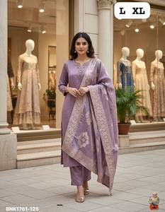 Collection de Kurti-Pant longs droits en soie Rangeela de haute qualité avec décolleté brodé Khatli et dupatta tissée Zari – Mode féminine - Product Image 6