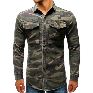 Camisa de mezclilla casual de camuflaje para hombre, manga larga, para uso exterior, con solapa y botones, estilo urbano, blusa verde de algodón - Product Image 1