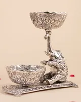 Plateau décoratif éléphant en argent plaqué allemand fait main, avec tronc surélevé, éléphant assis en métal sculpté, style moderne, luxueux et élégant