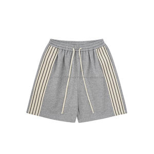 Shorts décontractés pour hommes Printemps-Été 2026 – Nouveaux shorts tricotés américains taille mi-haute avec rayures contrastées unies - Product Image 2