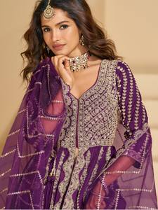 Lehenga Anarkali Moderno Preconfeccionado Chinon con Bordado Intenso para Bodas, Diwali, Fiestas y Graduaciones - Product Image 5