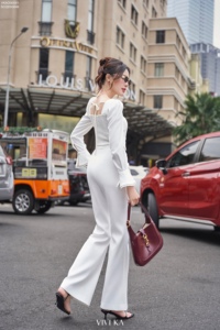 Pantalon large évasé taille haute blanc pour femme, coupe ajustée, élégant, pour le bureau ou décontracté, en polyester et élasthanne ALVA - Product Image 3