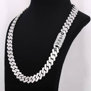 Cadena Cubana Miami de Oro Rosa de 14 Quilates con Diamantes Cultivados en Laboratorio de Alta Calidad, Collares con Diseño de Cierre Personalizado para Hombre - Product Image 2