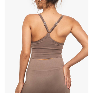 Conjunto de Yoga Elástico al por Mayor: Sujetador Deportivo de Tiras Finas y Leggings Largos Transpirables de Poliéster y Spandex para Mujer, Set de 2 Piezas - Product Image 3