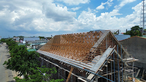 โครงหลังคาเหล็ก Eratek EV42.50 ระบบโครงถักสำหรับไฟส่องสว่าง โครงเหล็กหลังคาเกรด G550 มาตรฐาน JIS โครงเหล็กน้ำหนักเบาสำหรับโรงเรือนเลี้ยงสุกร - Product Image 5