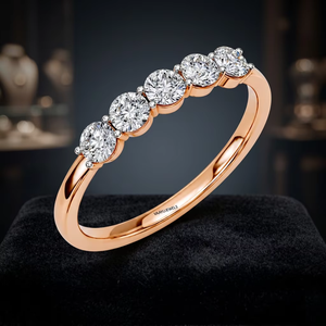 Elegante Anillo de Compromiso y Matrimonio con Cinco Diamantes Redondos Cultivados en Laboratorio, en Oro de 10K, 14K, 18K, Plata 925, 935 para Mujer - Product Image 1