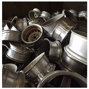 Déchets de jantes en aluminium de qualité supérieure, jantes en alliage automobile, matériau de recyclage propre et de haute pureté, fournisseur et fabricant en gros pour l'exportation - Product Image 5