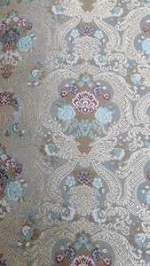 Tissu de luxe en brocart jacquard floral kimkhab jamavaar pour robes de mariée, costumes et saris - Product Image 3