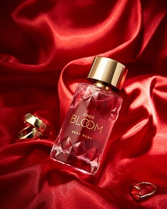 Perfume al por Mayor para Mujer, 50 ml, Cindy Bloom Sexy Rexy, Eau de Parfum, Fragancia Floral y Frutal, Proveedor de Vietnam - Product Image 1