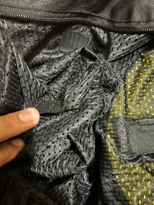 Chaqueta de Cuero Genuino con Estampado por Transferencia Térmica, Cortavientos, Bordado 3D, Manga Larga, Inspirada en Equipos de Carreras, para Motociclismo Casual - Product Image 3