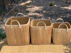 Cesta de Almacenamiento de Ratán Hecha a Mano, Cuadrada, Tejido Natural con Asas Negras para Decoración del Hogar - Product Image 2