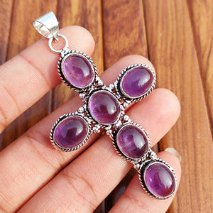 Colgante de cruz vintage al por mayor con engaste de amatista y plata antigua, base de latón, chapado personalizado, regalo de joyería unisex - Product Image 1