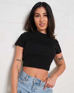 Camiseta Corta de Moda para Mujer, Tejido Elástico Acanalado, Ajuste Delgado, Cuello Redondo, Manga Corta, Estilo Casual Urbano, Venta al por Mayor - Product Image 4