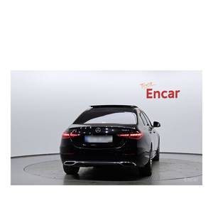 Mercedes-Benz Clase C C300 4MATIC Avantgarde 2024/3, 13,642 km, Caja de Cambios Automática, Volante a la Izquierda, Cámara Trasera - Product Image 3