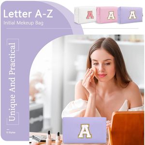 Borsa da Viaggio per Cosmetici in Pelle PU Viola Stile Preppy con Patch, Pochette Personalizzabile con Iniziale A-Z, Simpatica Borsa per il Trucco con Cerniera - Product Image 3