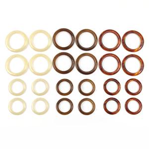 Anillos de Resina Premium, Ecológicos, Hechos a Mano, Acabado Brillante, Diseño Moderno, Ligeros, Duraderos, Personalizables, para Usar con Cinturones - Product Image 1