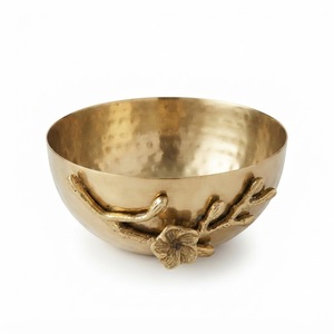 Bol de service décoratif classique en métal doré, fait main, en acier inoxydable, avec support en laiton en forme de branche, pour mariage et maison - Product Image 2