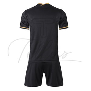 Nuevo Diseño de Uniformes de Fútbol de Tela Ligera y Corte Ajustado para Adultos, Uniformes de Fútbol con Nombre y Números Personalizados - Product Image 6