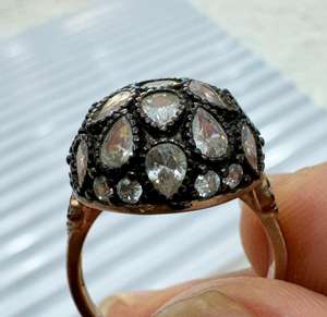 แหวนเงินโบราณ ความหมายและความคุณค่าของแหวนเงินโบราณเพื่อสไตล์ที่สง่างามและความงามเหนือกาลเวลา แหวนเงินโบราณ - Product Image 2