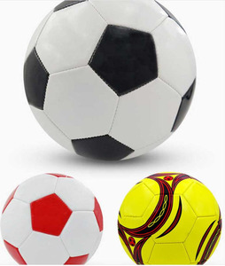 Balón de Fútbol de Entrenamiento al por Mayor, Personalizable con Logotipo Imprimible, Duradero, de PVC y Cuero, Cosido a Máquina, para Entrenamiento al Aire Libre - Product Image 4