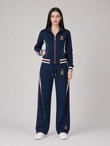 Conjunto Deportivo Casual para Mujer con Tela Suave y Elástica, Sensación Ligera y Diseño Moderno para Comodidad y Estilo Durante Todo el Día - Product Image 4