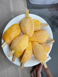 Mangue Congelée du Vietnam, Ingrédient Naturel pour Recettes de Desserts, Smoothies, Sauces, Mélange de Jus, Restauration, Service de Traiteur et Vente au Détail - Product Image 4