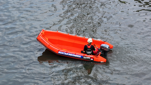 Bote Keman de 3.7m |   Bote de polietileno de alto rendimiento anti-ondas |   Rec. con motor fueraborda de 15-25 HP - Product Image 3