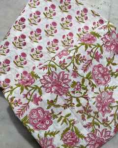 Tissu en pur coton imprimé à la main avec des teintures végétales naturelles, léger et doux, pour robes et couvertures pour femmes, vendu au mètre. - Product Image 5