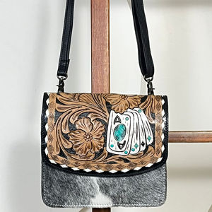 Bolso Bandolera de Cuero Genuino de Vaca Hecho a Mano con Diseño Floral Western y Pelo, Estilo Vintage para Mujer - Product Image 5