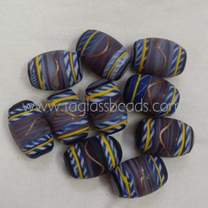 Cuentas de Vidrio Ovaladas TAGB de 10mm-12mm – Cuentas de Vidrio Hechas a Mano con Rayas y Detalles de Lámina de Cobre para Joyería y Manualidades - Product Image 1