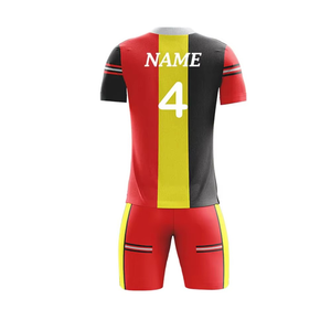 Ensemble de Tenues de Football Originales en Gros – Maillot et Short de Club Personnalisables à Manches Courtes 100% Polyester avec Option Logo Frontal - Product Image 2