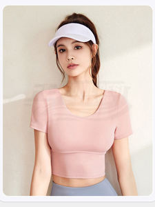 Ensemble de soutiens-gorge de yoga respirants pour femmes avec dos élégant, rembourrés, et leggings sculptants, tenues de sport à manches courtes pour la gym et le fitness - Product Image 3