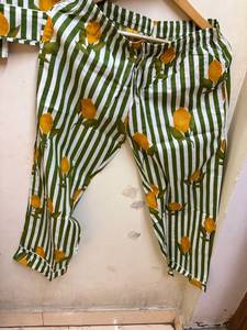 Pijama de Mujer 100% Algodón con Estampado de Leopardo Amarillo, Transpirable, Ecológico, de Verano, con Rayas, Manga Larga, Botones, Suave - Product Image 4