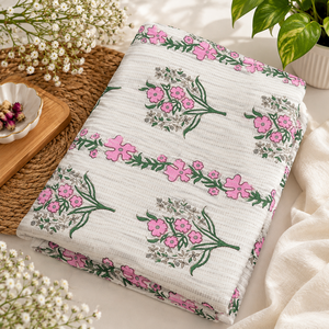 Hochwertiger gewebter Baumwollstoff mit botanischen Blumenmustern für die Herstellung von Kleidungsstücken, Näharbeiten und dekorativen Innentextilien. - Product Image 4