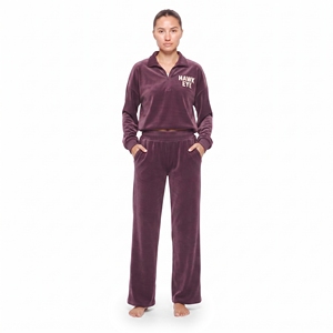 Conjunto de chándal de terciopelo personalizado para mujer: Sudadera con cremallera de un cuarto, cuello vuelto, hombros caídos, mangas con puños y pantalón jogger de pierna ancha. - Product Image 3