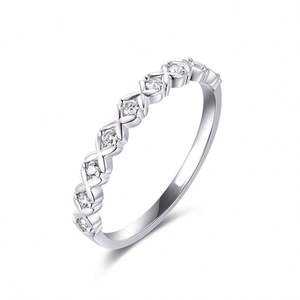 Anillo de compromiso delicado de plata de ley 925 con moissanita, diseño clásico de cruz y cero, media eternidad, forma de X, para fiesta - Product Image 6