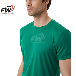 Conjunto de camiseta y pantalones cortos transpirables de verano para hombre, 100% algodón / Conjunto de verano para hombre, camiseta con pantalones cortos a juego - Product Image 2