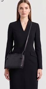 Gravs Trendy Genuine Leather Woven Crossbody Bag Luxury Handcrafted Camera <b>Purse</b> Custom Logo Women's Shoulder Bag Vintage <b>Zip</b> - Product Image 5
