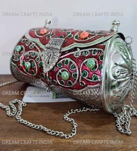 Metal Crafts Handbags Embossed Vintage Design Handmade Elegant Women Designer <b>Clutch</b> Bag With Detachable Chains <b>Clutch</b> Purse - Product Image 4