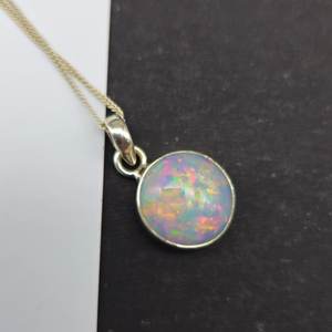 สร้อยคอเงินแท้ประดับโอปอลไฟแฟนซี จี้โอปอลเอธิโอเปีย NIKHIL GEMS สไตล์วินเทจ สำหรับงานหมั้น ขายส่ง OEM ผู้ส่งออก - Product Image 4