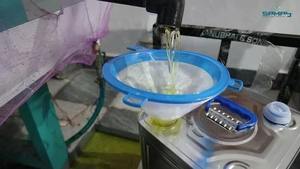 Machine d'extraction automatique d'huile de noix de coco, capacité 4 tonnes/jour, 10 CV avec 6 vis à boulons pour l'extraction d'huile multi-graines - Product Image 3